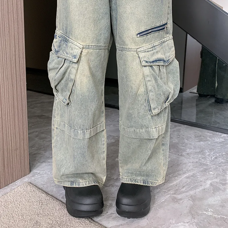 Wide-Leg Vintage Wash Multi-Pocket Jeans — Product details 13