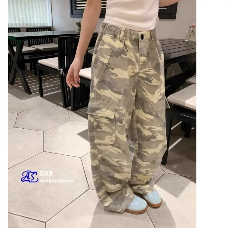 Unisex Straight Camo Multi-Pocket Cargo Pants — view 1
