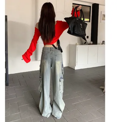 Calça Cargo pernas largas de cintura baixa com múltiplos bolsos Feminina — view 4