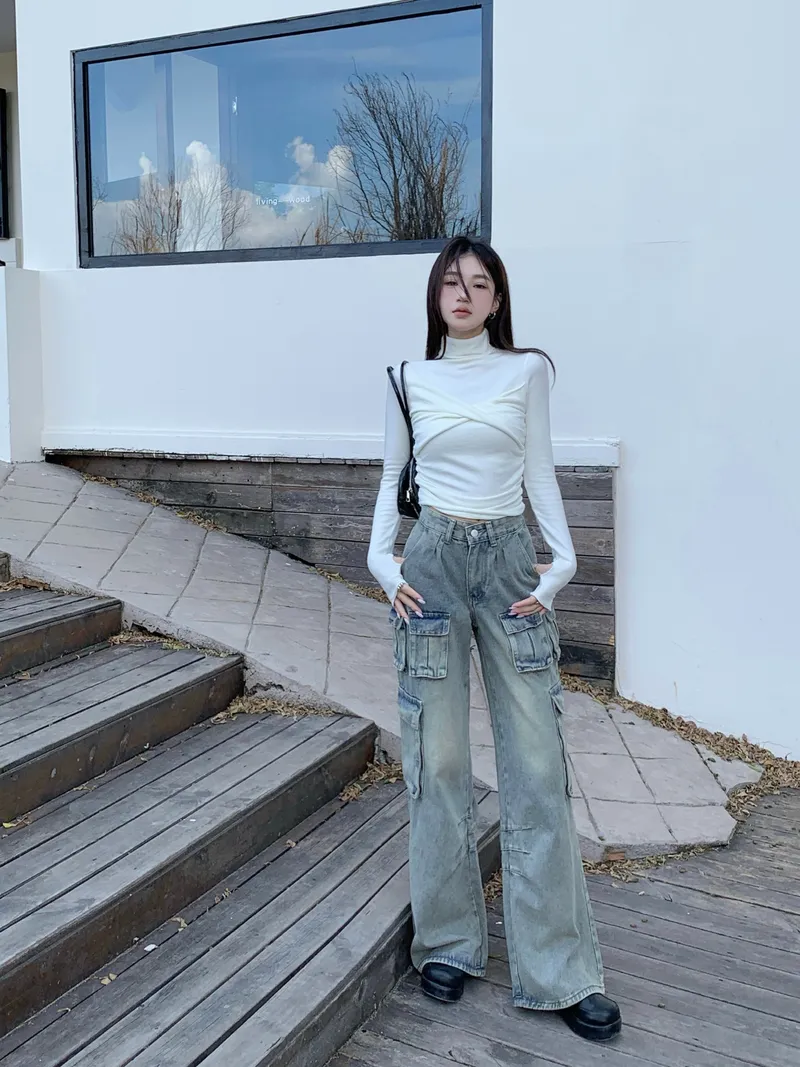 Wide-Leg Low-Rise Washed Cargo Pants — Product details 2