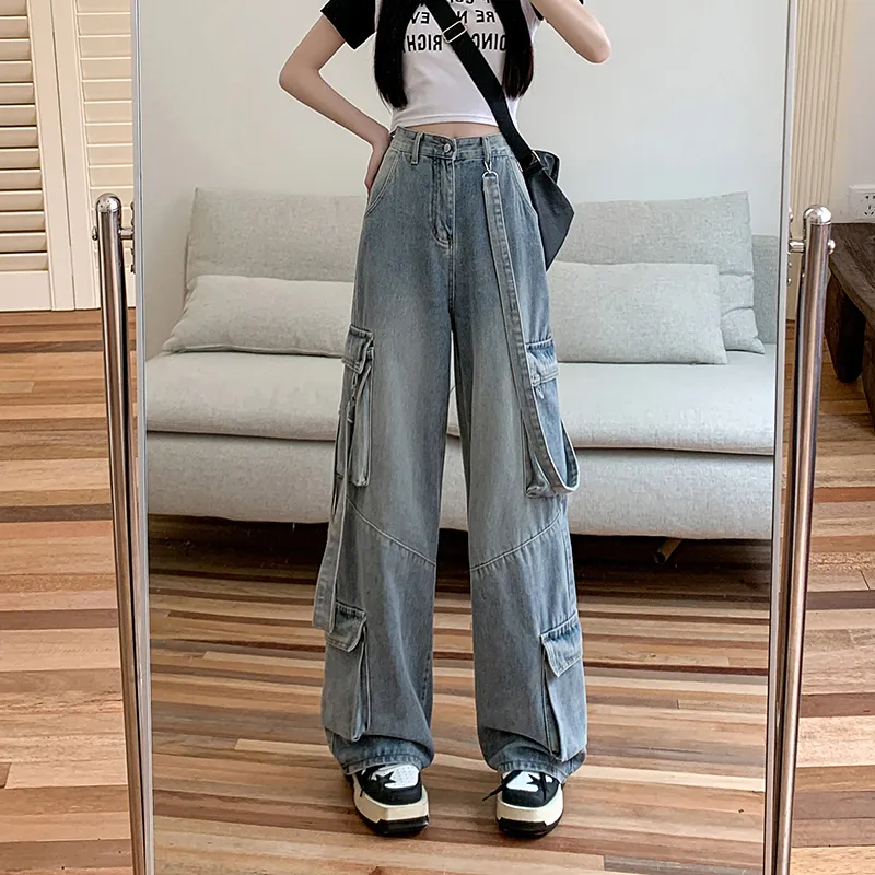 Wide-Leg Multi-Pocket Jeans — view 1