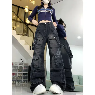Wide-Leg Vintage Wash Multi-Pocket Jeans — view 6