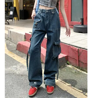 Calça Jeans pernas largas de cintura alta com múltiplos bolsos Feminina — view 4