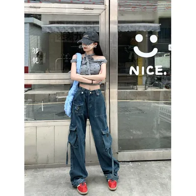 Wide-Leg High-Rise Multi-Pocket Cargo Pants — view 3