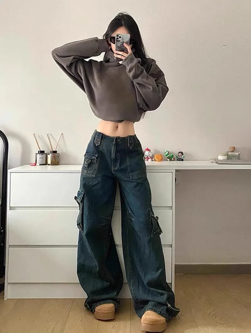 Wide-Leg High-Rise Multi-Pocket Cargo Pants — Product details 3