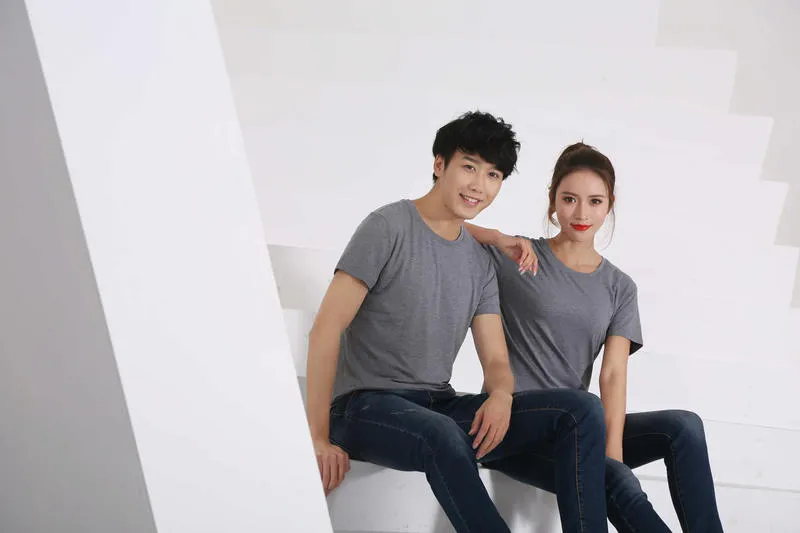 Crewneck T-Shirt — Product details 8